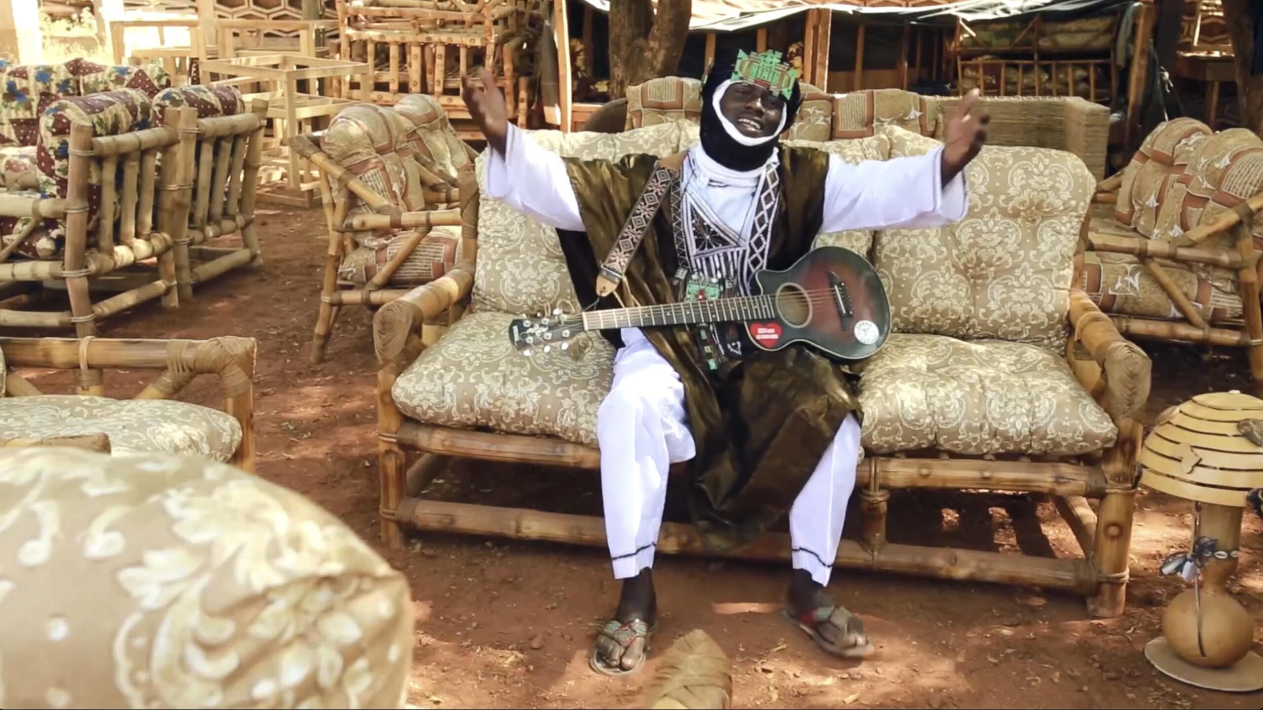 Praise: 7 – Ichinawan id Akal ad Akiyan Heaven Will Pass Away – Tuareg