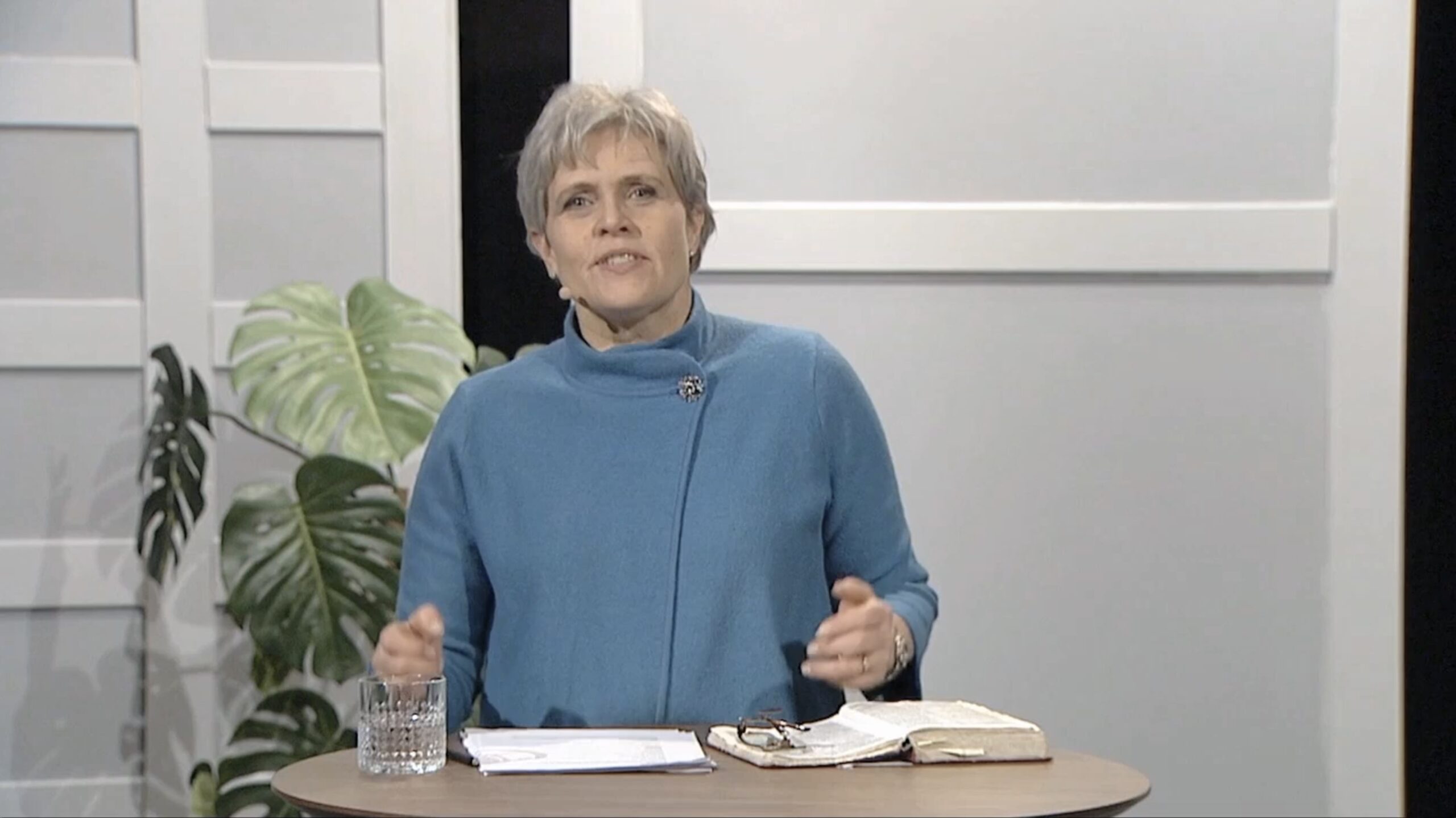 WOL S12: Deliverance and Freedom — English–Arabic