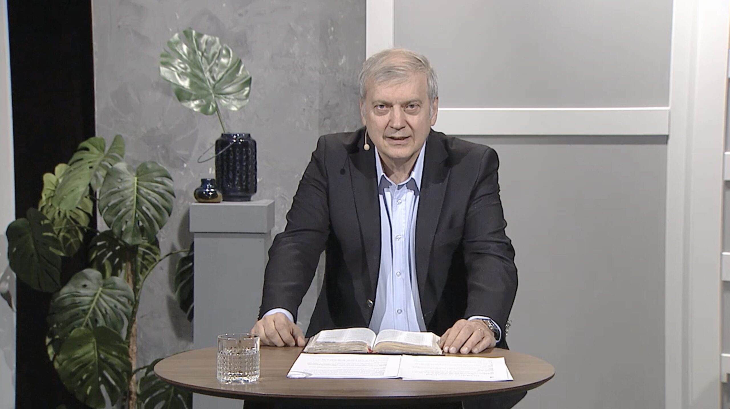 WOL S13: Healing in the Bible — English–Arabic