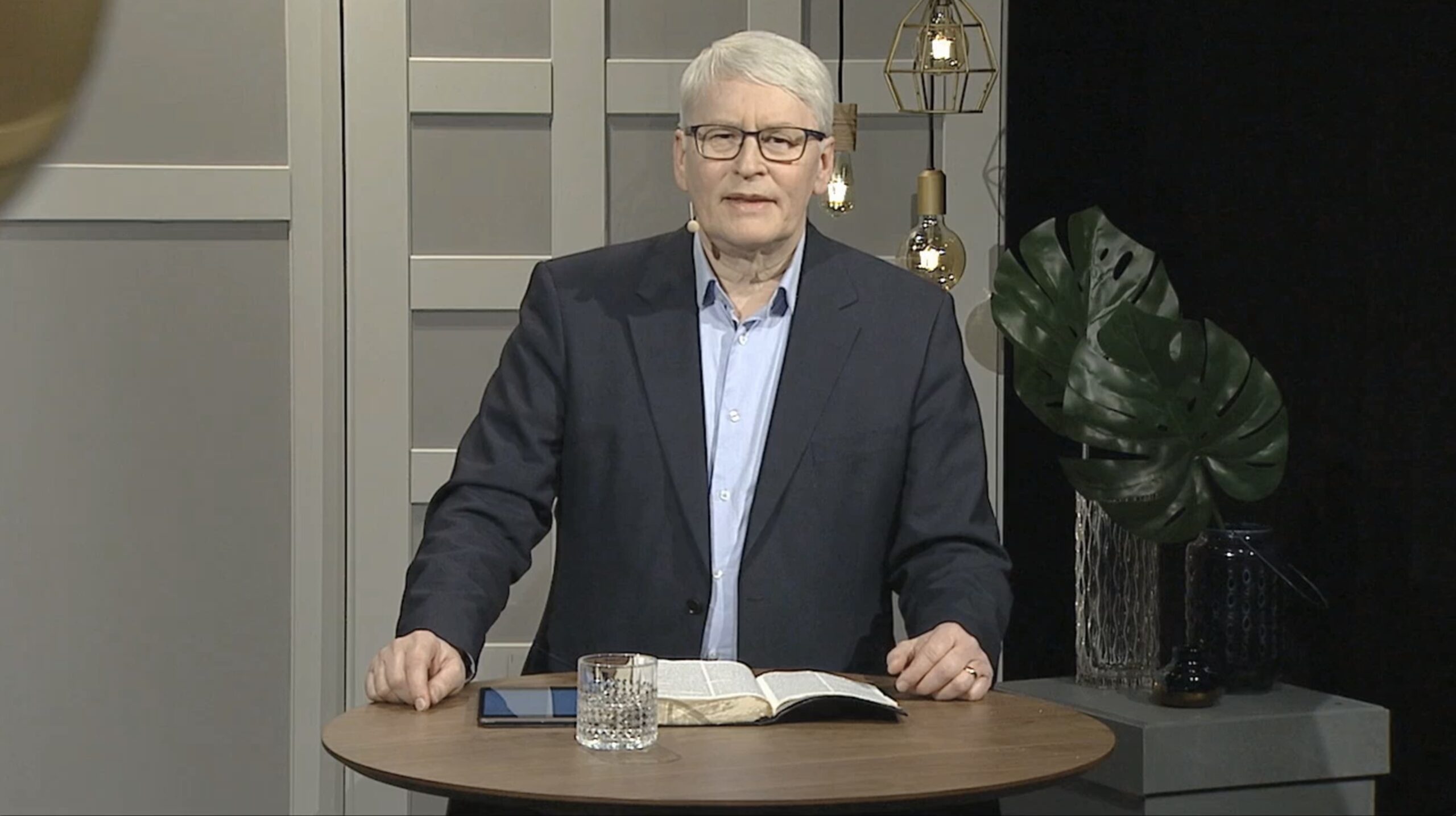 WOL S7: Old Testament Survey — English–Arabic